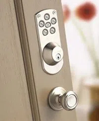 State Locksmith Services Bell, CA 323-741-3394 - comm-01